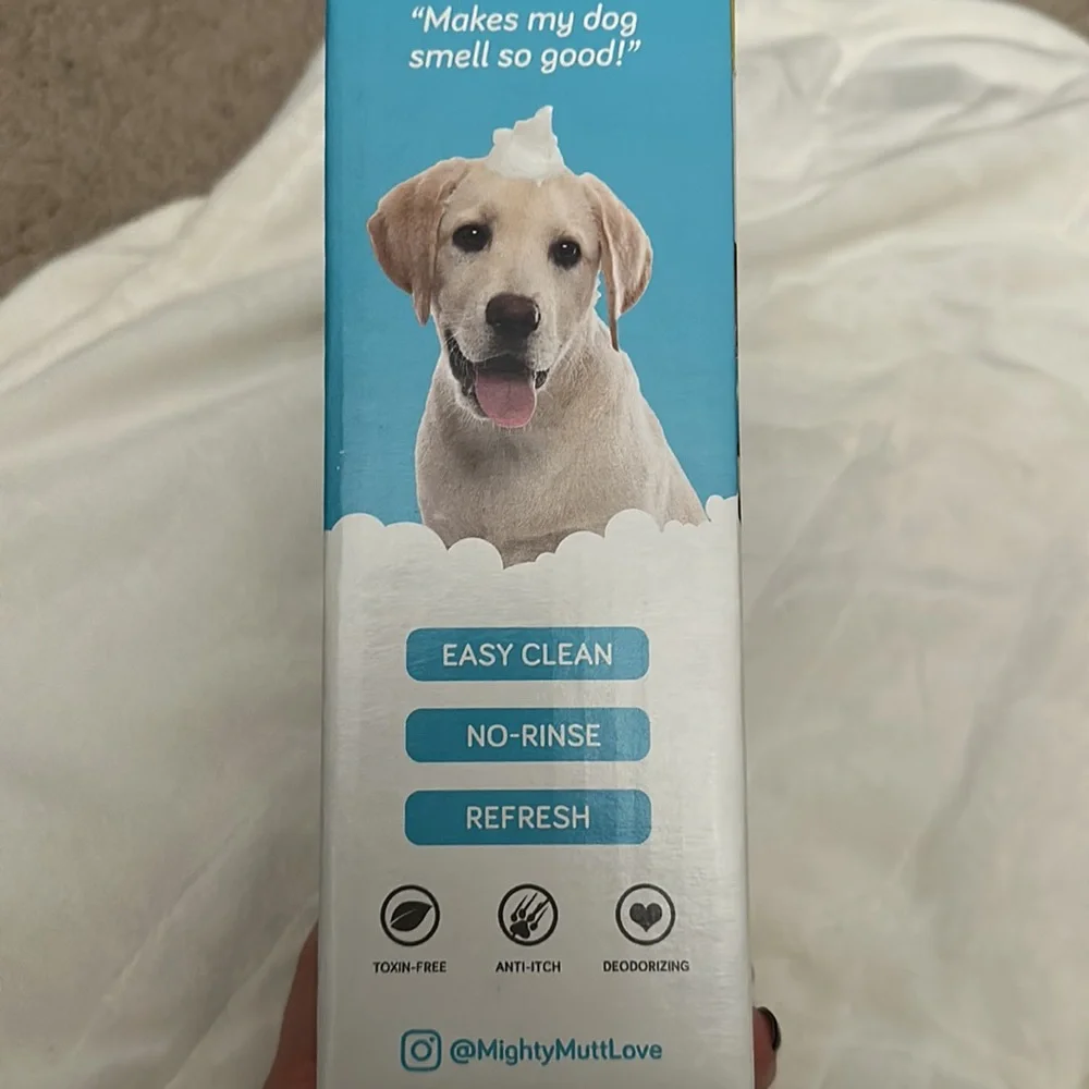 Mighty Mutt Waterless Shampoo for dogs
